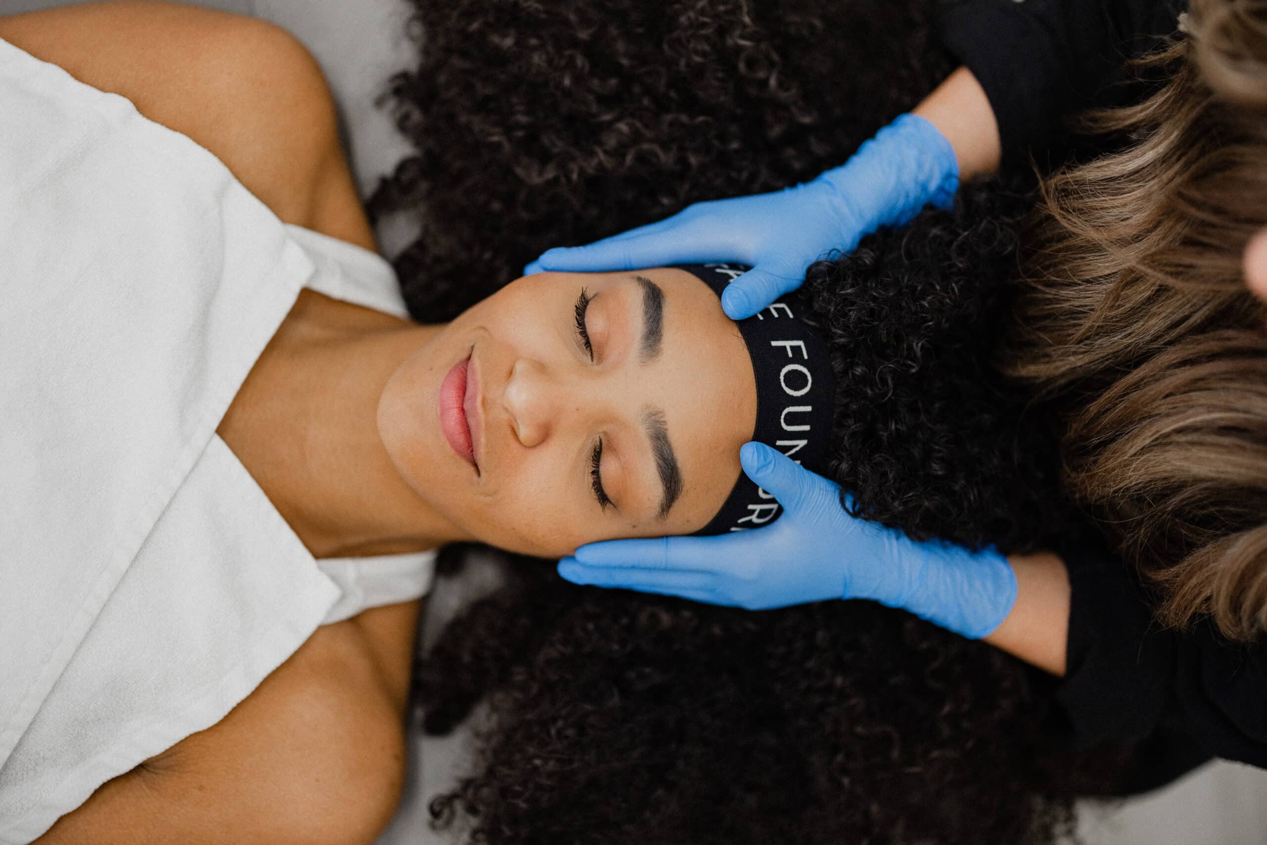 Featured image for “Facials 101: Everything You Need To Know About Focused Facials”